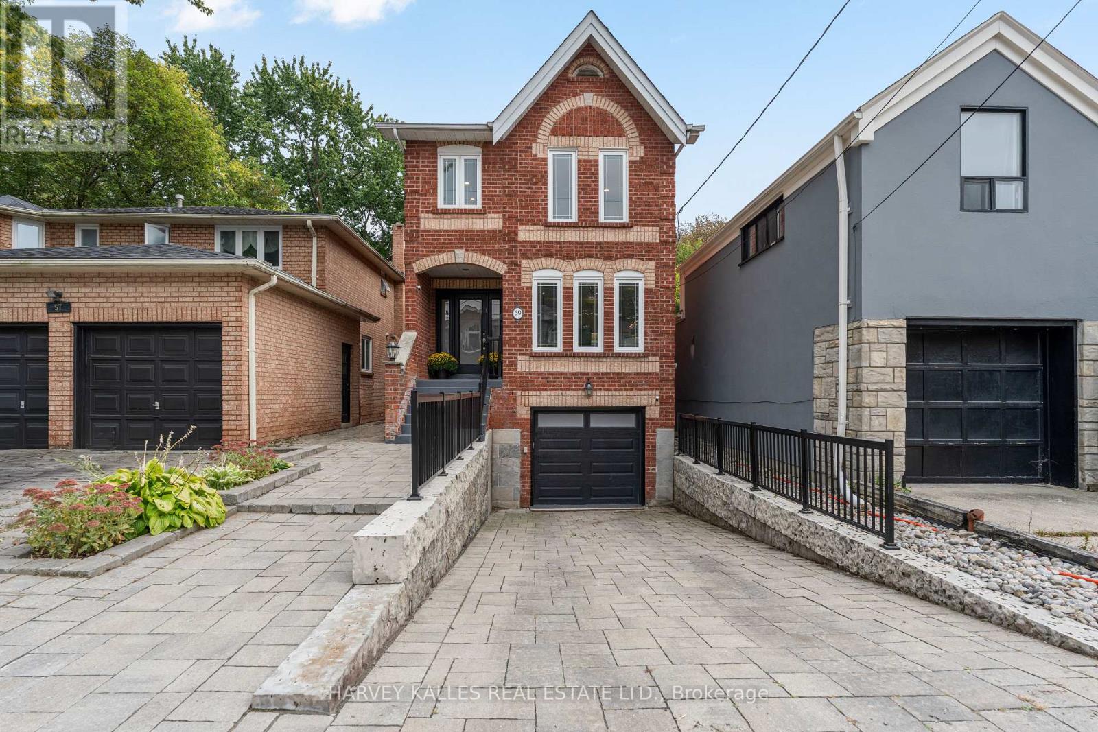 59 CAMERON AVENUE, Toronto, Ontario