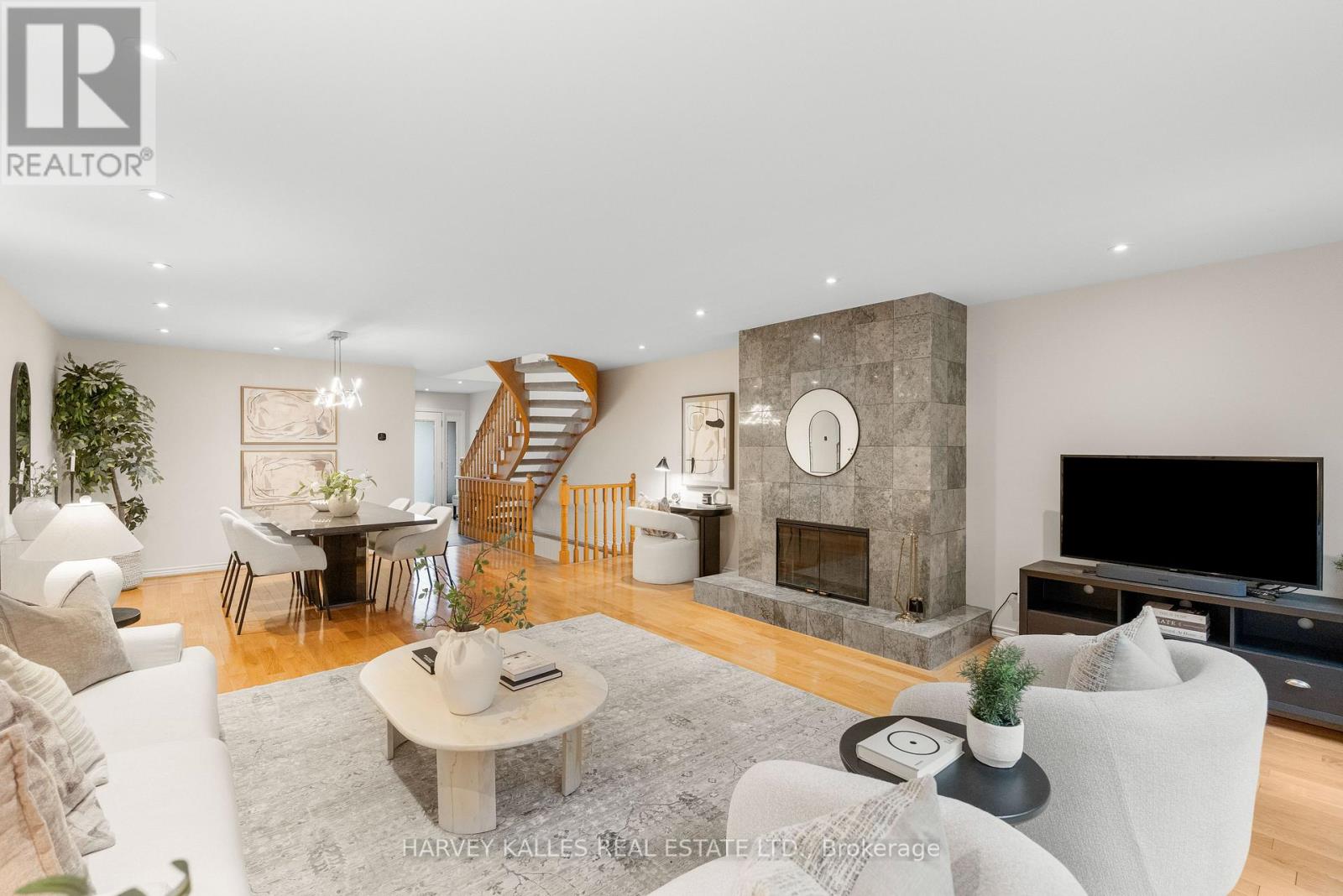 59 Cameron Avenue, Toronto, Ontario  M2N 1C9 - Photo 2 - C13840134