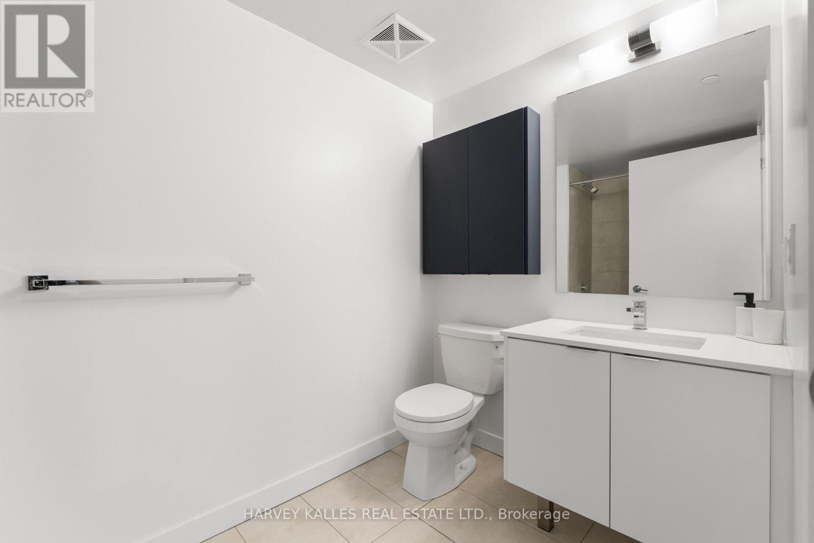1105 - 8 Tippett Road, Toronto, Ontario M3H 0E7 - Photo 19 - C13840818