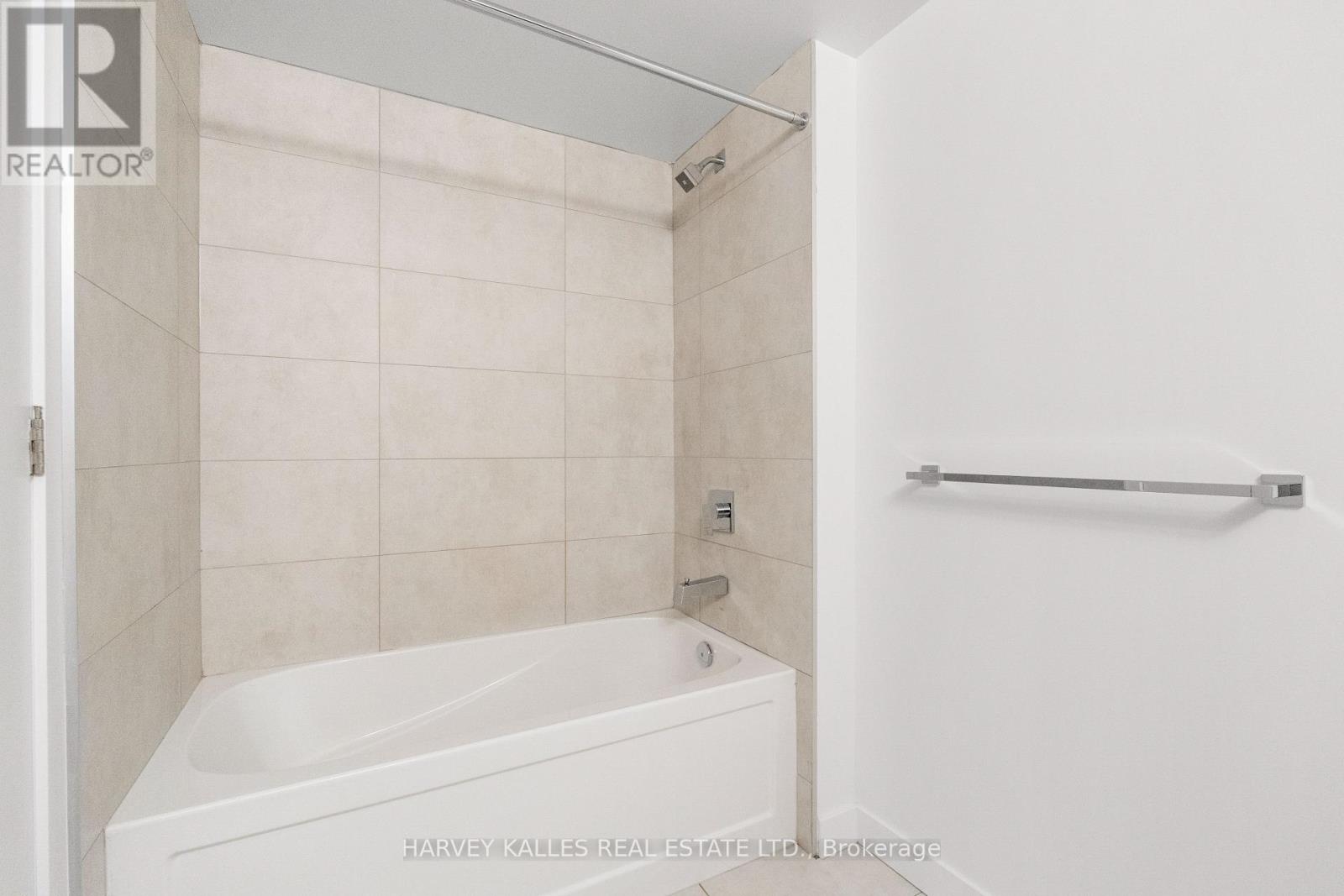 1105 - 8 Tippett Road, Toronto, Ontario M3H 0E7 - Photo 22 - C13840818