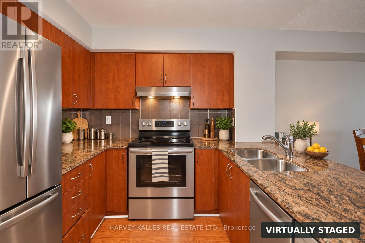 313 - 225 Wellesley Street E, Toronto, Ontario M4X 1G1 - Photo 2 - C13841274