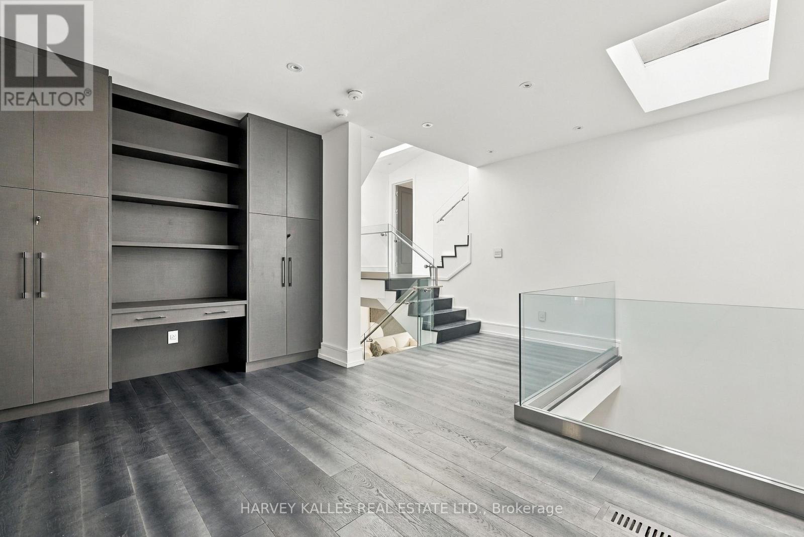 554 St Clements Avenue, Toronto, Ontario M5N 1M6 - Photo 27 - C13841280