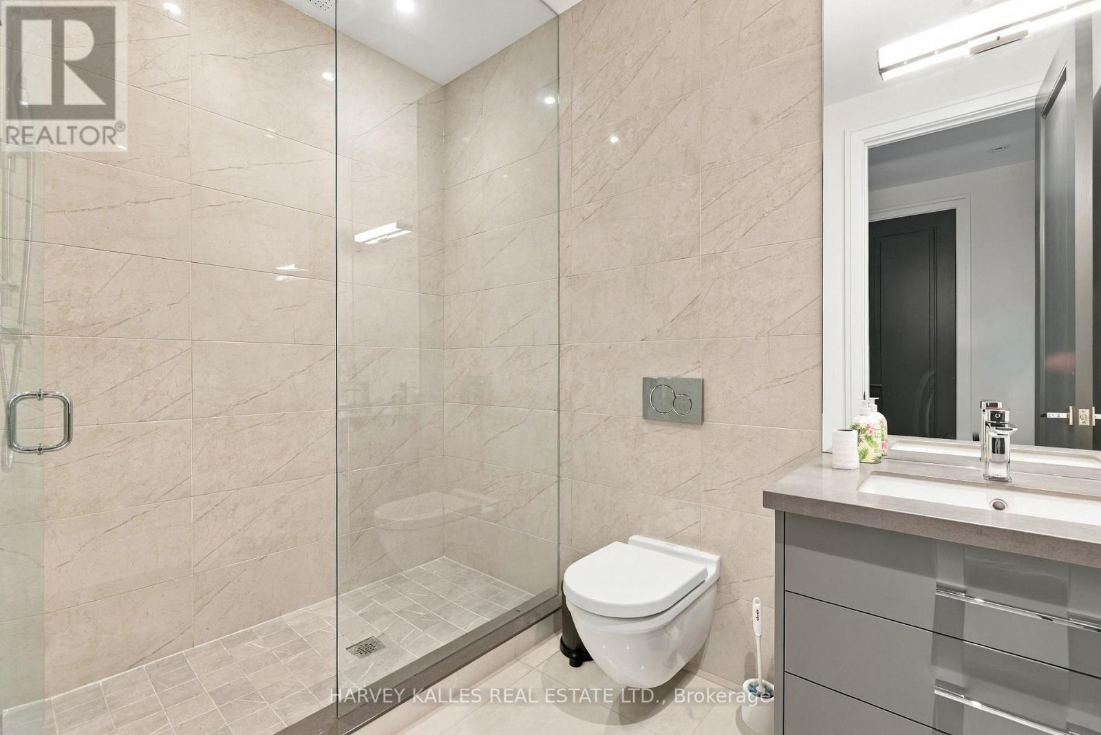 554 St Clements Avenue, Toronto, Ontario M5N 1M6 - Photo 45 - C13841280