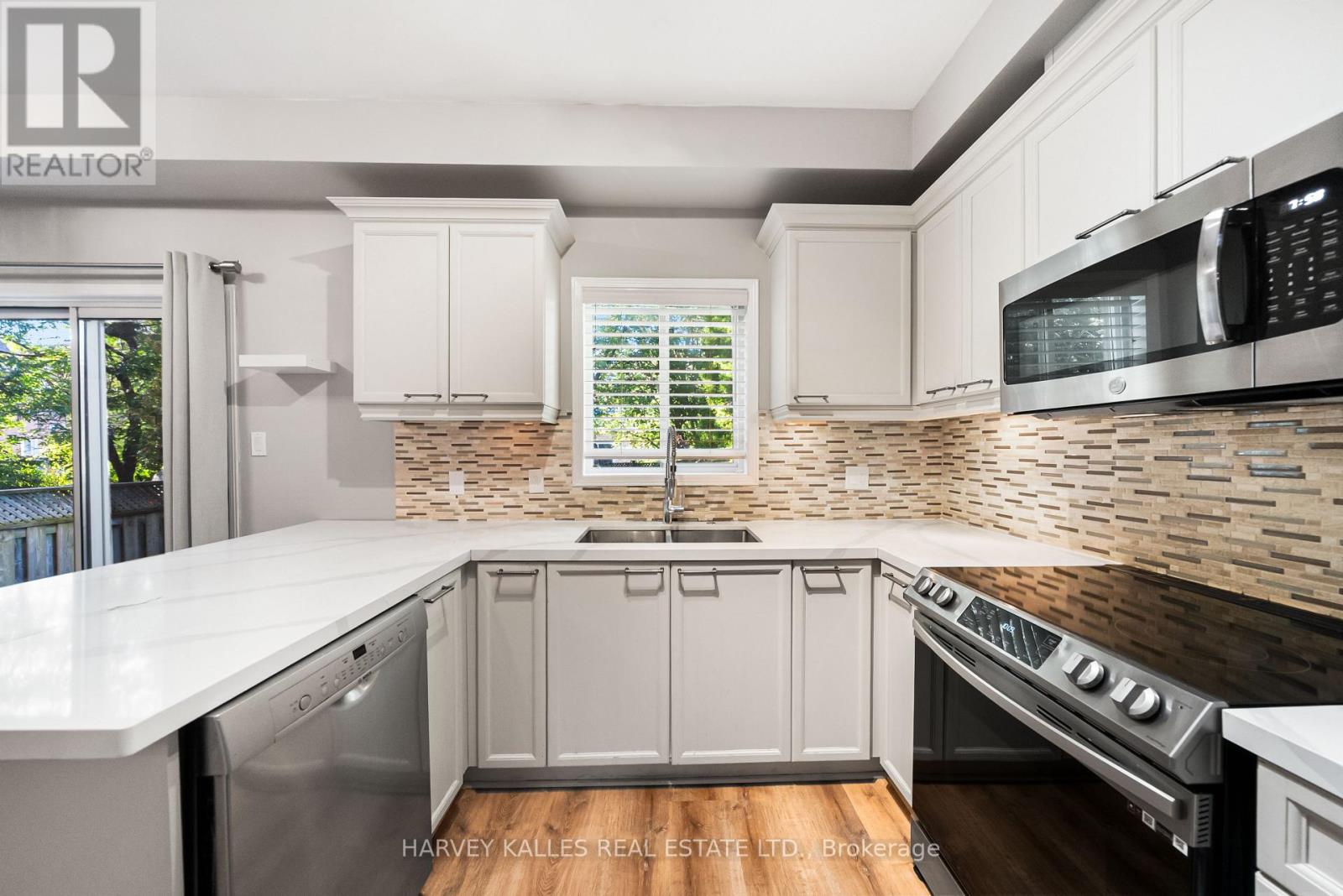 Main - 68 Nantucket Drive, Richmond Hill, Ontario  L4E 3V9 - Photo 11 - N13841258