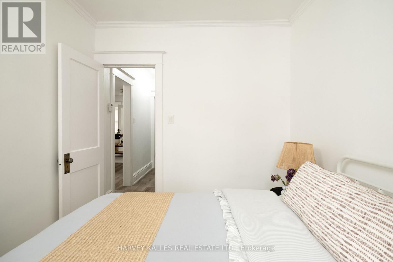 84 Coleridge Avenue, Toronto, Ontario  M4C 4H6 - Photo 14 - E13843614