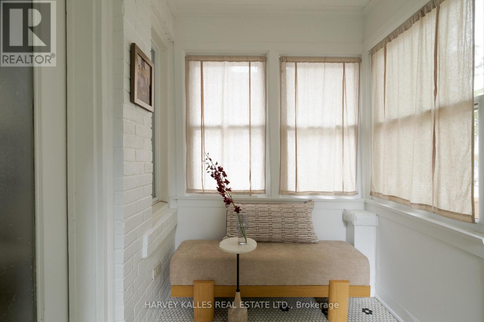 84 Coleridge Avenue, Toronto, Ontario  M4C 4H6 - Photo 17 - E13843614