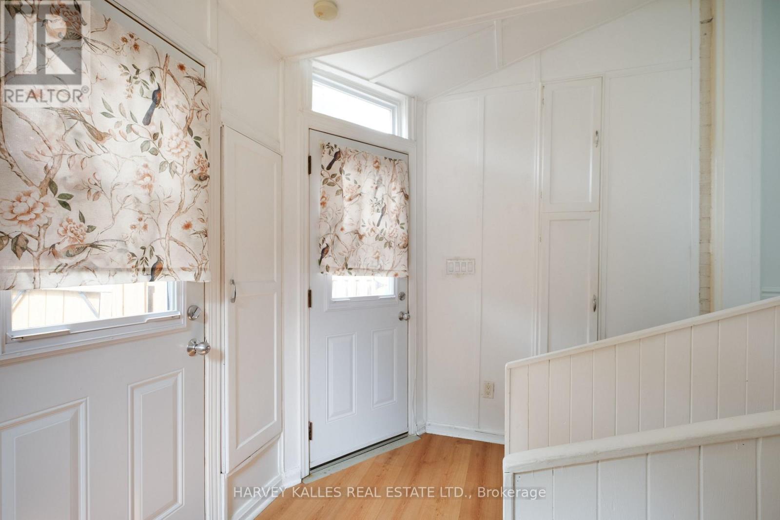 84 Coleridge Avenue, Toronto, Ontario  M4C 4H6 - Photo 21 - E13843614