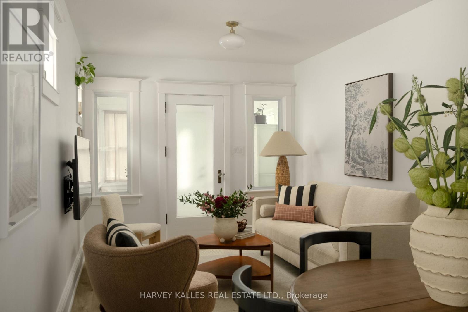 84 Coleridge Avenue, Toronto, Ontario  M4C 4H6 - Photo 6 - E13843614