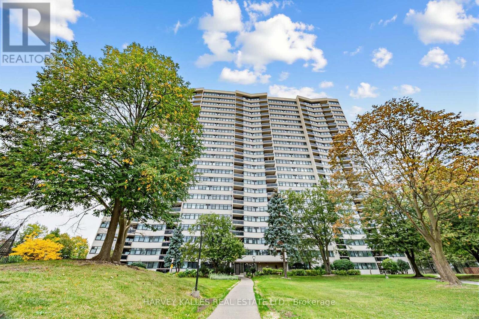 1801 - 100 Echo Point, Toronto, Ontario M1W 2V2 - Photo 1 - E13843872