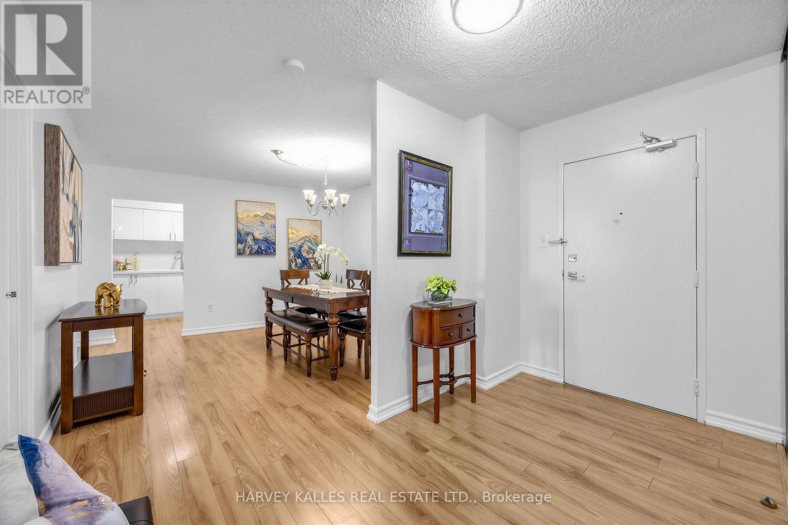 1801 - 100 Echo Point, Toronto, Ontario M1W 2V2 - Photo 3 - E13843872