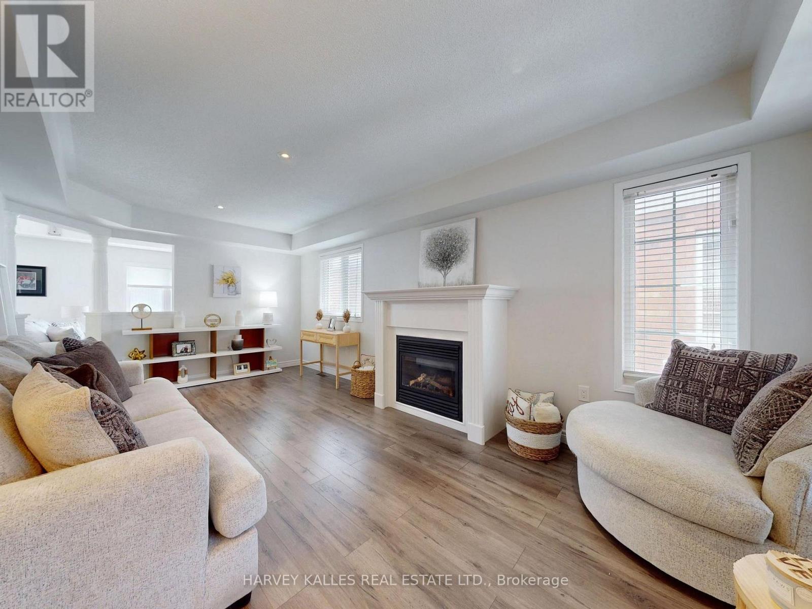1159 Kell Street, Innisfil, Ontario L9S 4W3 - Photo 2 - N13844420