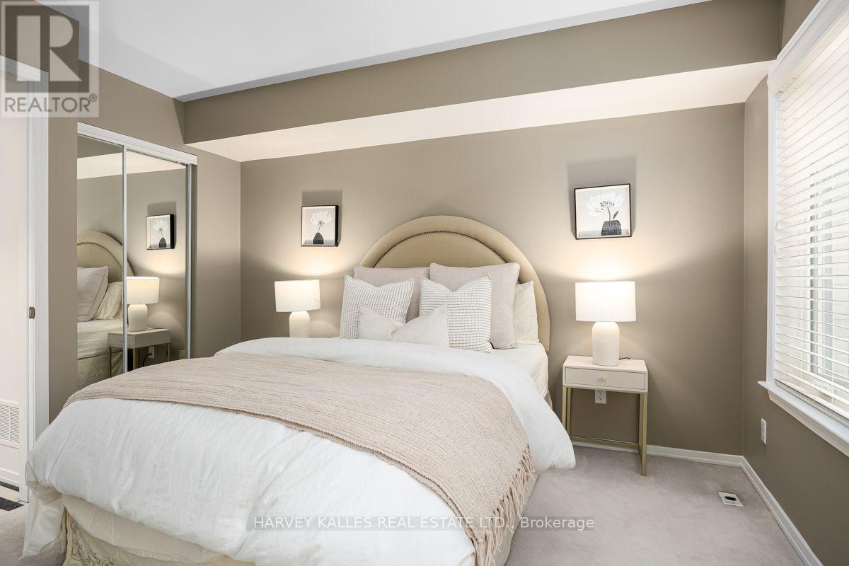 Th 9 - 1 Baxter Street, Toronto, Ontario M4W 3W1 - Photo 17 - C13844638