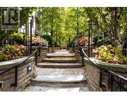 TH 9 - 1 BAXTER STREET, Toronto, Ontario