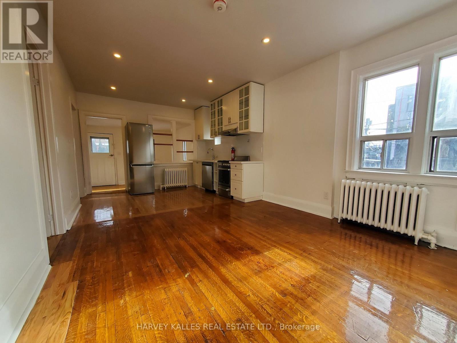 2 - 15 Alberta Avenue, Toronto, Ontario M6H 2R5 - Photo 1 - C13845524