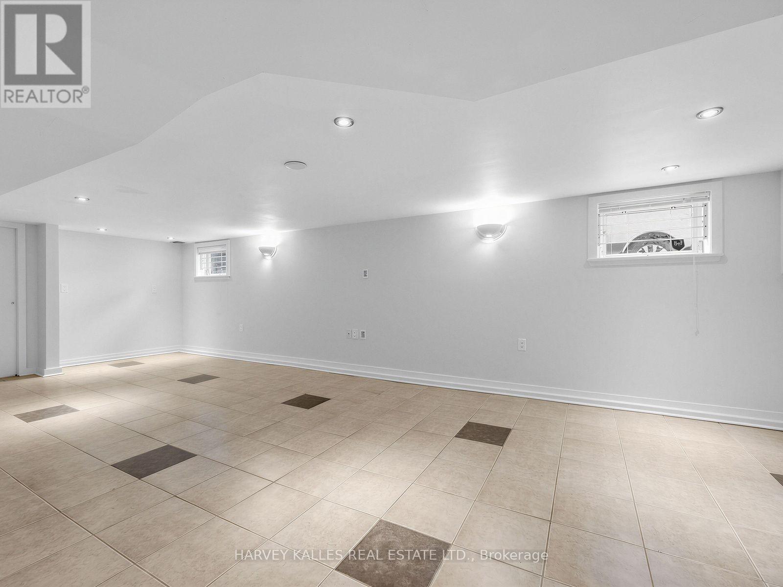 4 Kenrae Road, Toronto, Ontario M4G 1Y1 - Photo 24 - C13847516
