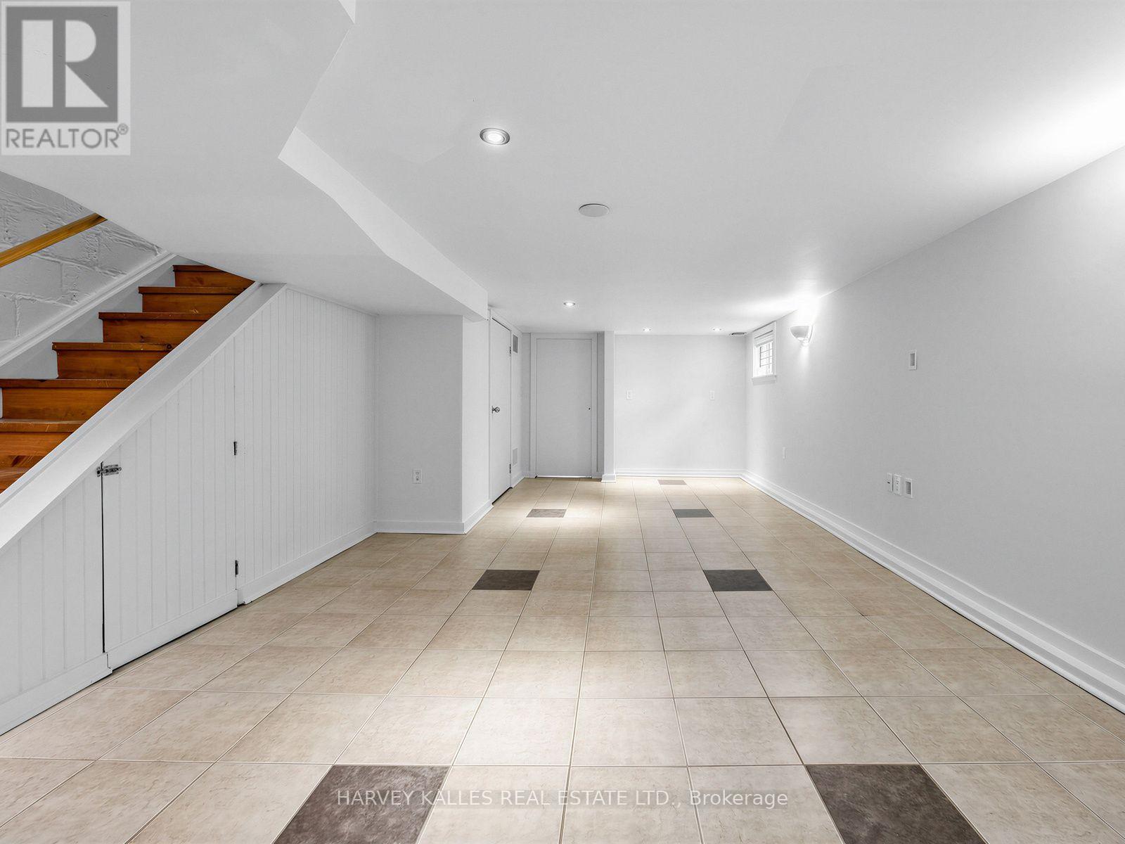 4 Kenrae Road, Toronto, Ontario M4G 1Y1 - Photo 26 - C13847516