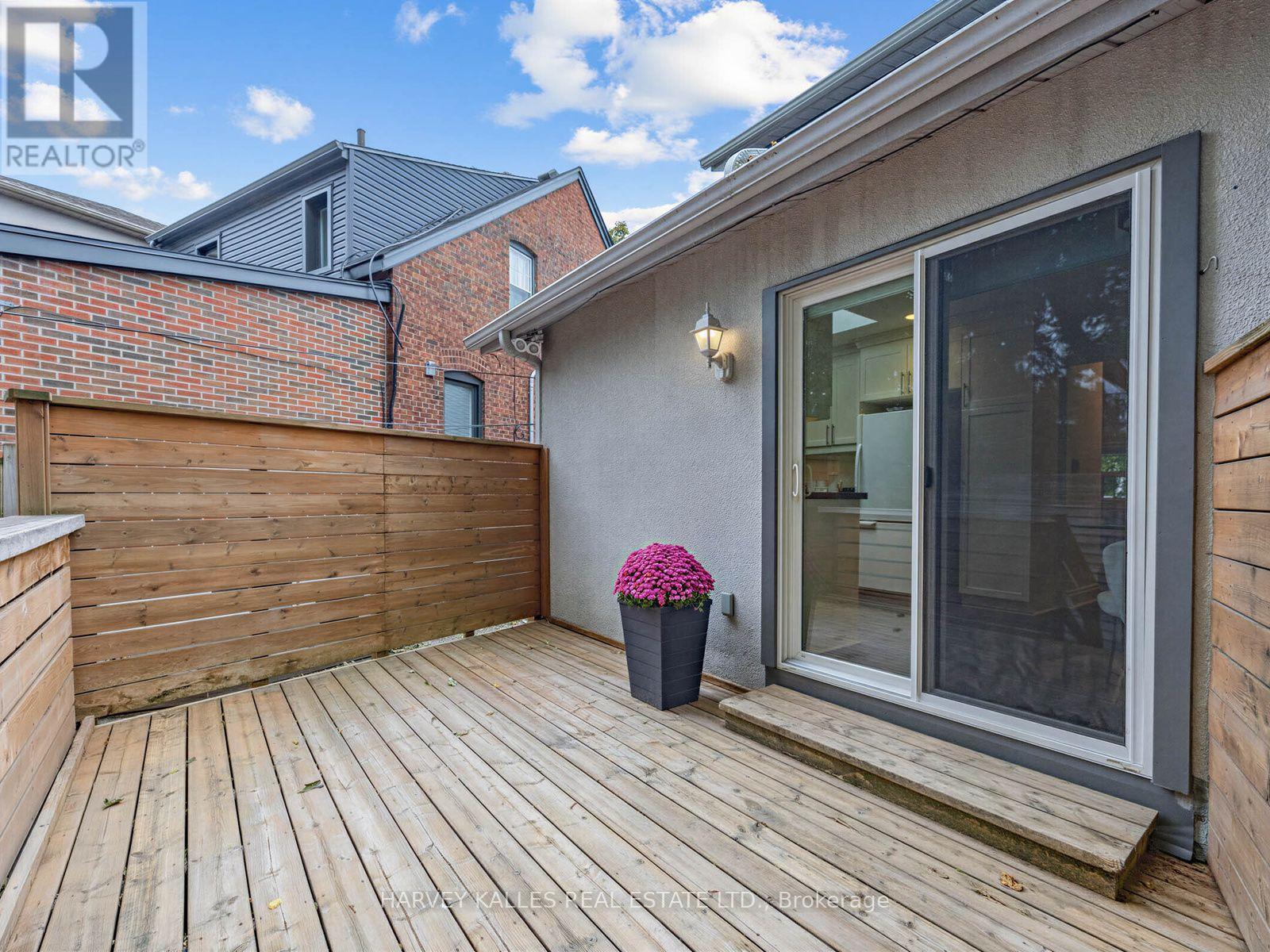 4 Kenrae Road, Toronto, Ontario M4G 1Y1 - Photo 30 - C13847516