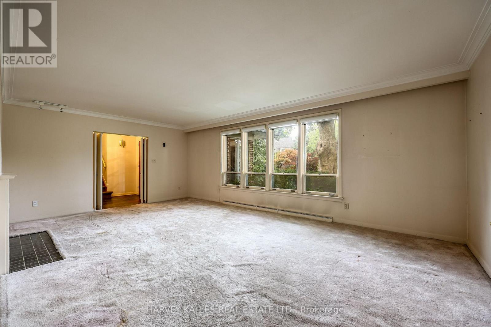 2 Colvestone Road, Toronto, Ontario M2L 1X3 - Photo 13 - C13847790