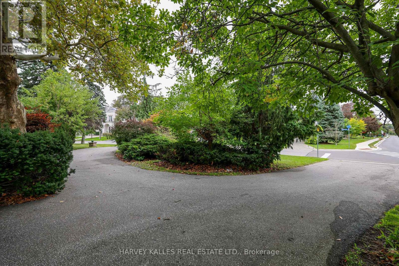 2 Colvestone Road, Toronto, Ontario M2L 1X3 - Photo 3 - C13847790