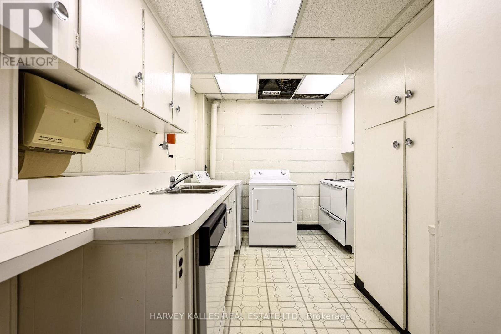 2 Colvestone Road, Toronto, Ontario M2L 1X3 - Photo 48 - C13847790