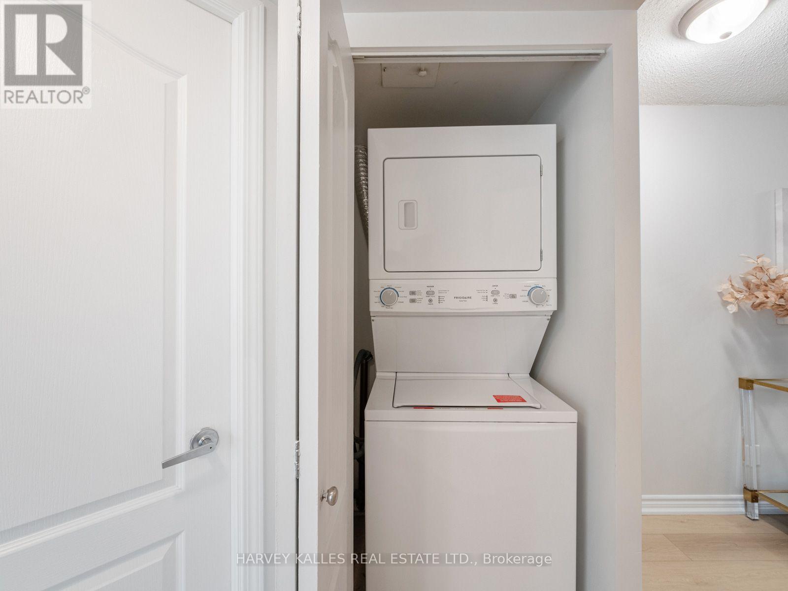 1814 - 17 Barberry Place, Toronto, Ontario M2K 3E2 - Photo 29 - C13848042