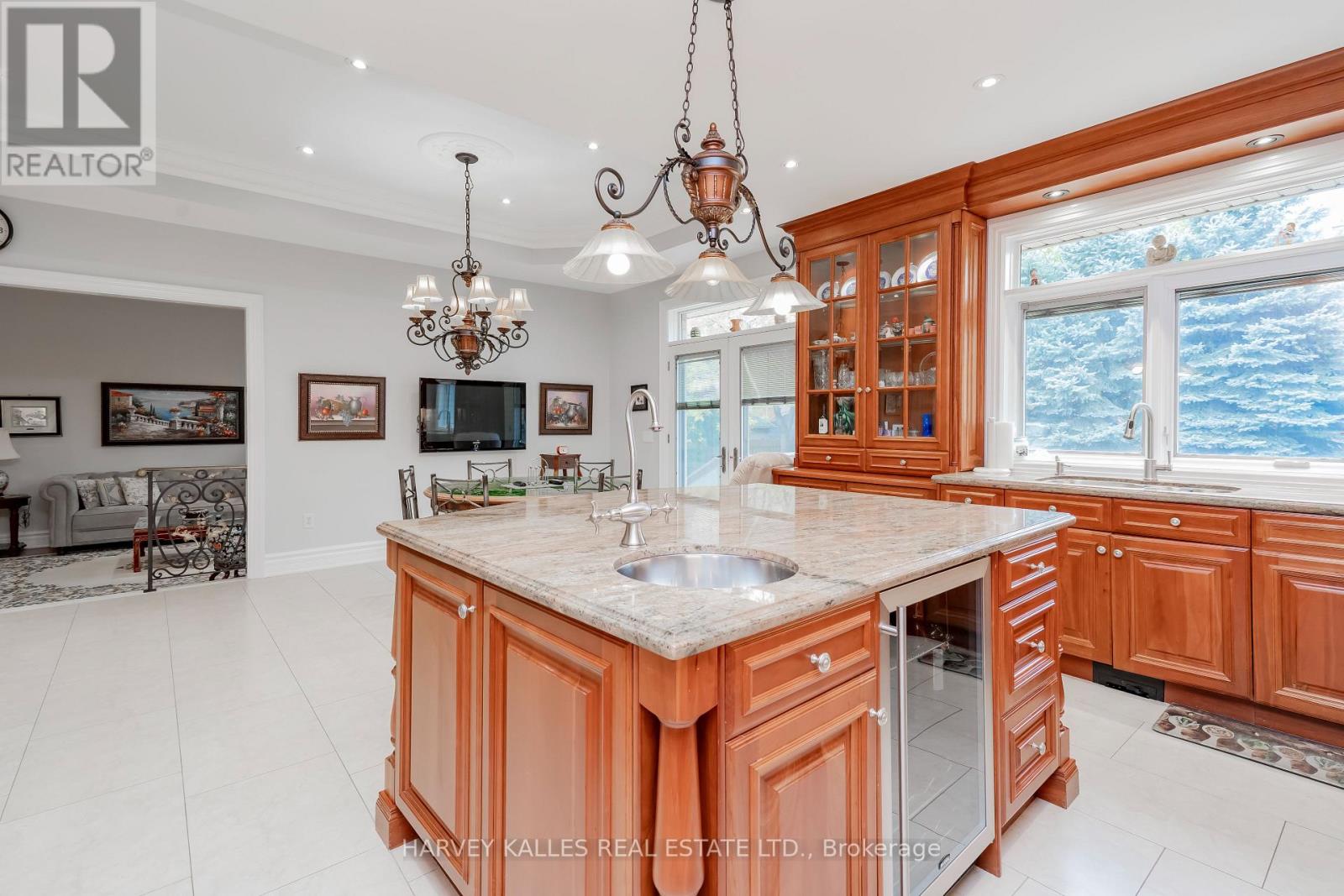 2370 Hammond Road, Mississauga, Ontario L5K 1T2 - Photo 19 - W13848130