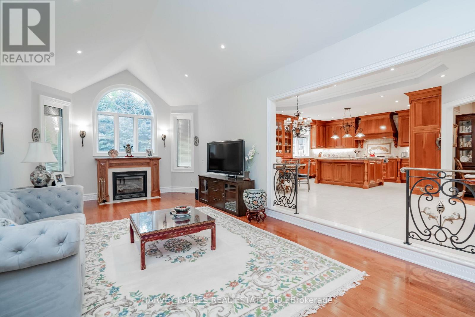 2370 Hammond Road, Mississauga, Ontario L5K 1T2 - Photo 21 - W13848130