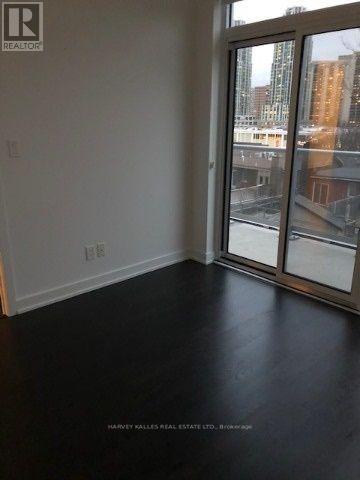 412 - 501 St Clair Avenue W, Toronto, Ontario  M5P 0A2 - Photo 12 - C13849036