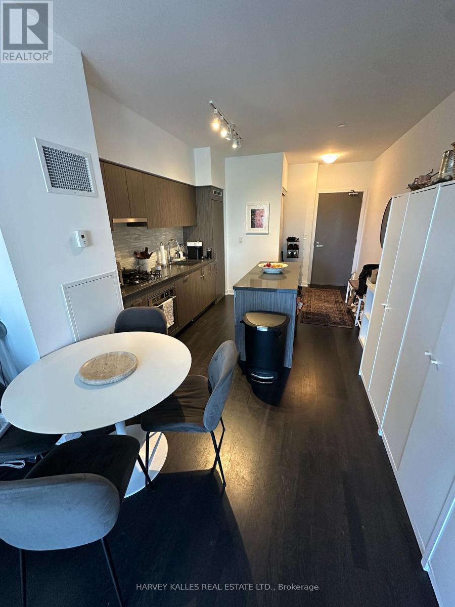 412 - 501 St Clair Avenue W, Toronto, Ontario  M5P 0A2 - Photo 2 - C13849036