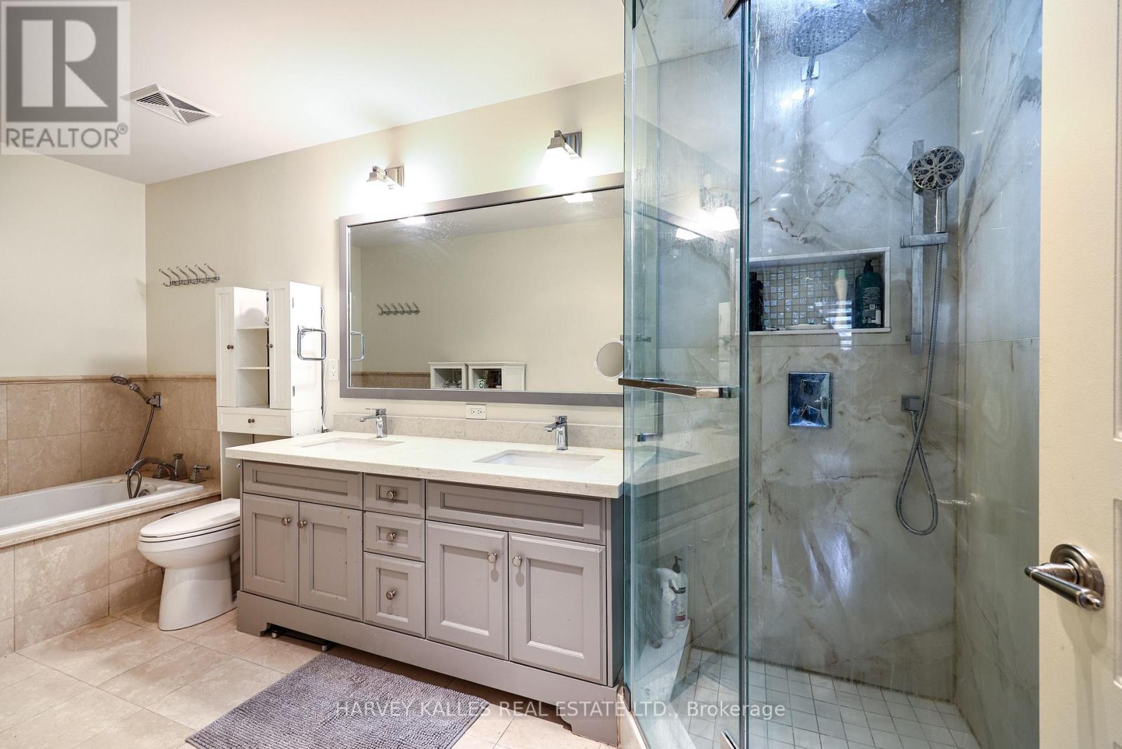Th9 - 21 Burkebrook Place, Toronto, Ontario M4G 0A2 - Photo 27 - C13849062