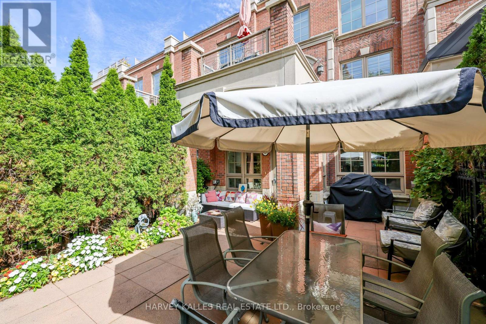 Th9 - 21 Burkebrook Place, Toronto, Ontario M4G 0A2 - Photo 4 - C13849062