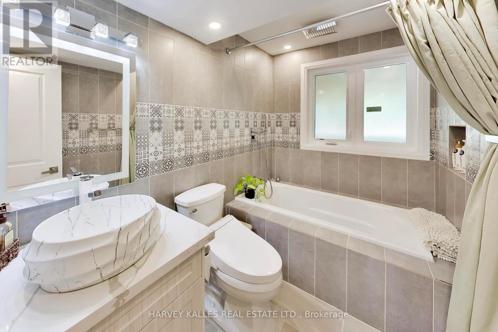 17 Cynthia Crescent, Richmond Hill, Ontario  L4E 2P8 - Photo 33 - N13848996