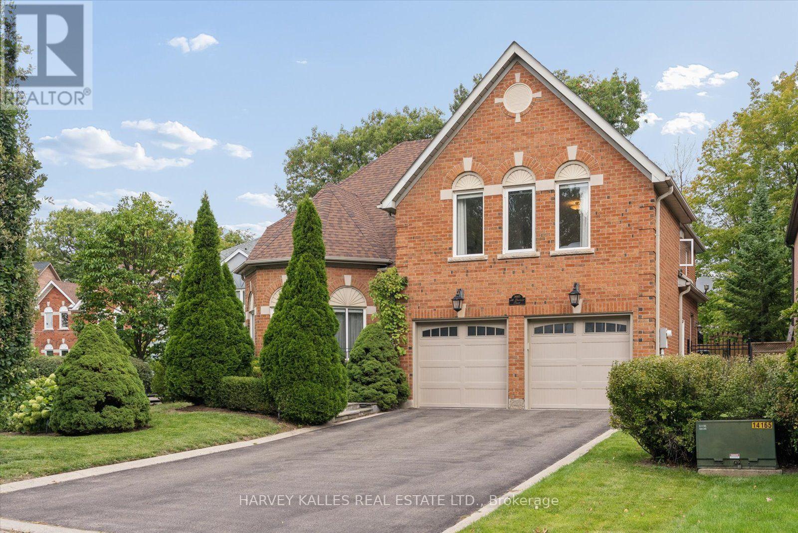 3685 St. Laurent Court, Mississauga, Ontario L5L 4T2 - Photo 2 - W13850786
