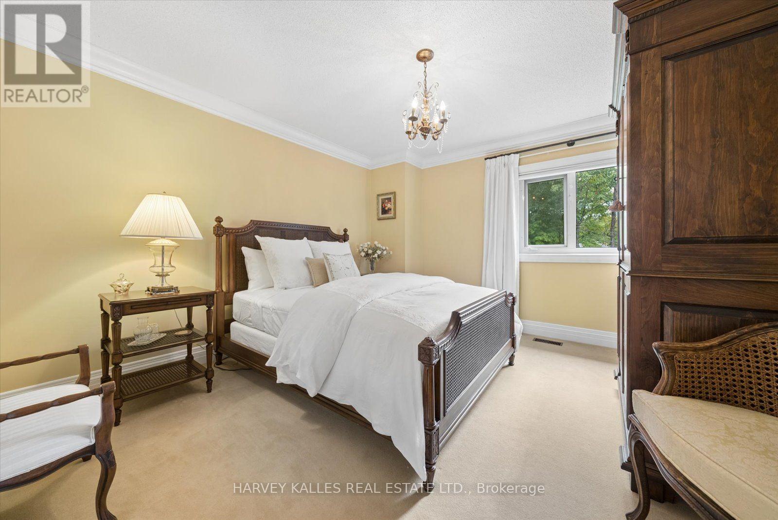3685 St. Laurent Court, Mississauga, Ontario L5L 4T2 - Photo 28 - W13850786