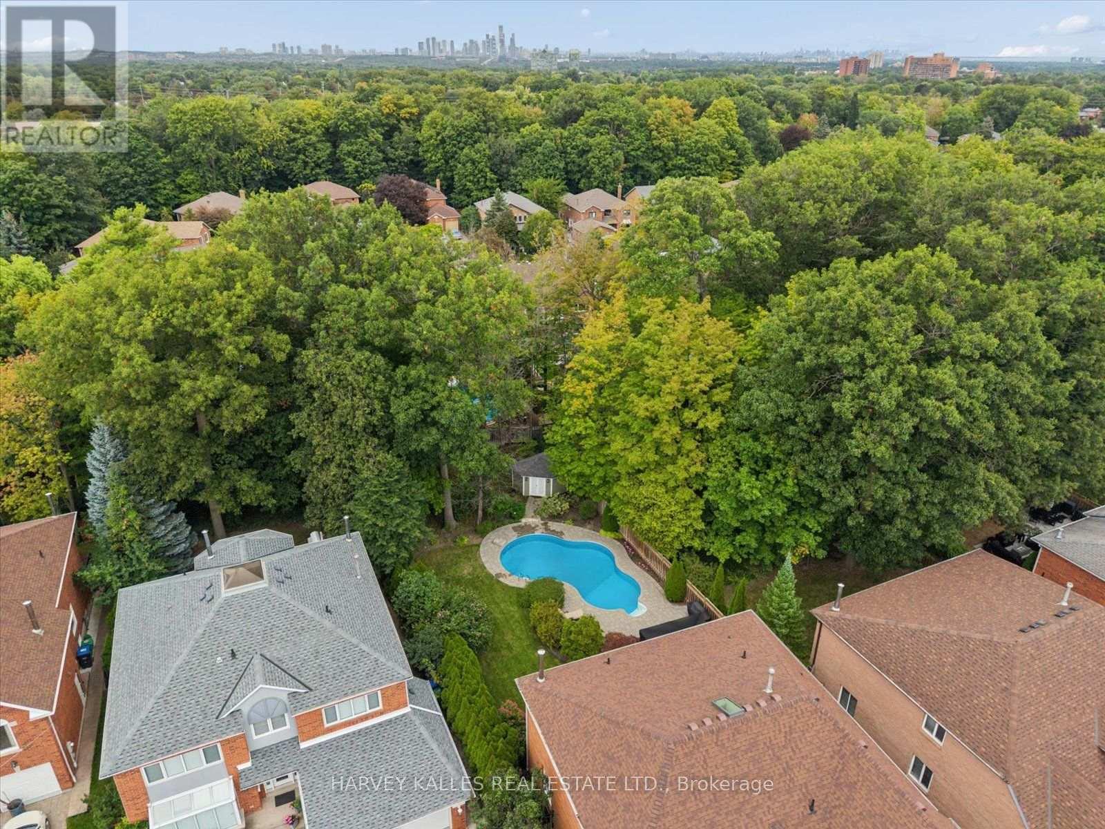 3685 St. Laurent Court, Mississauga, Ontario L5L 4T2 - Photo 42 - W13850786