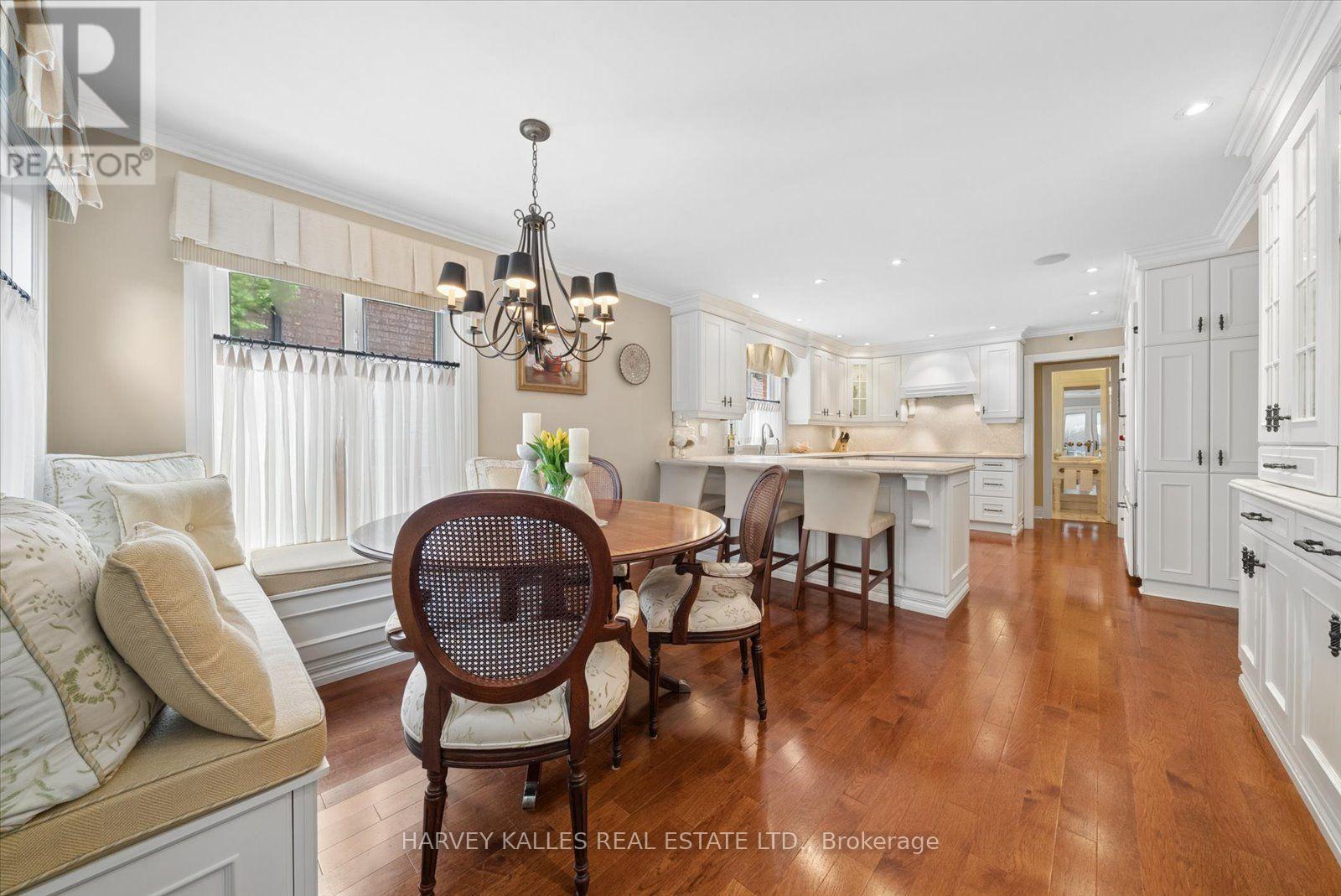 3685 St. Laurent Court, Mississauga, Ontario L5L 4T2 - Photo 9 - W13850786