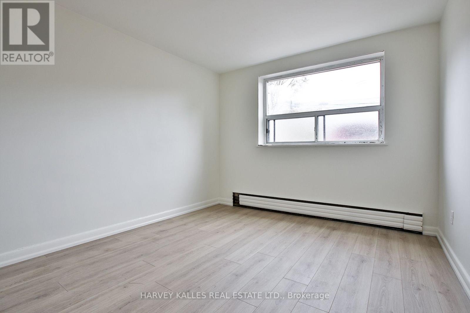 2 - 28 Fraserwood Avenue, Toronto, Ontario  M6B 2N5 - Photo 21 - C13853370