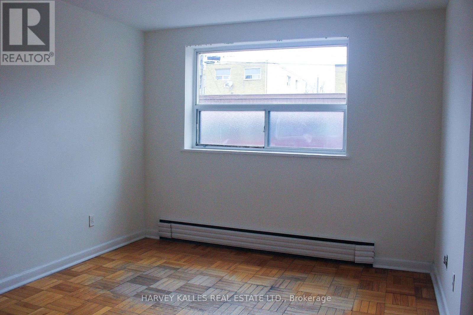 2 - 28 Fraserwood Avenue, Toronto, Ontario  M6B 2N5 - Photo 25 - C13853370