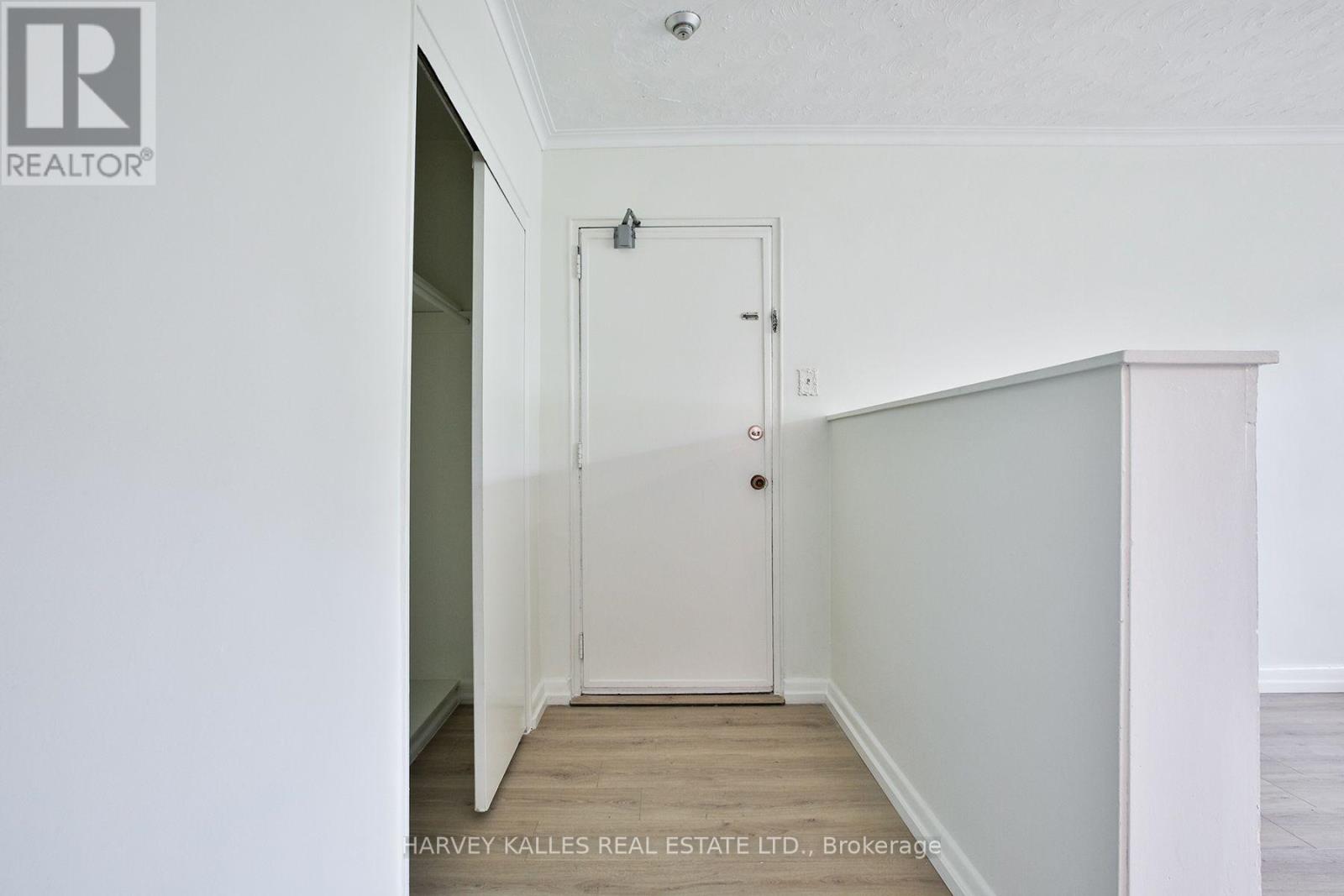 2 - 28 Fraserwood Avenue, Toronto, Ontario  M6B 2N5 - Photo 32 - C13853370