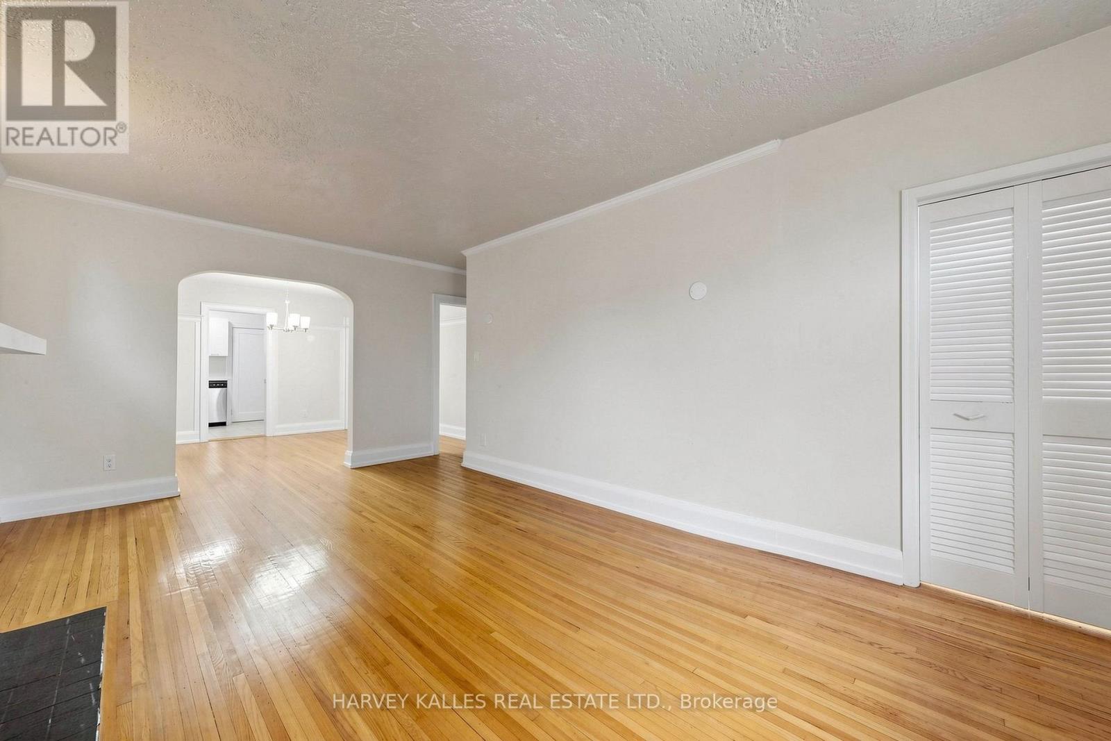 North 2nd - 163 Highbourne Road, Toronto, Ontario M5P 2J8 - Photo 11 - C13853988