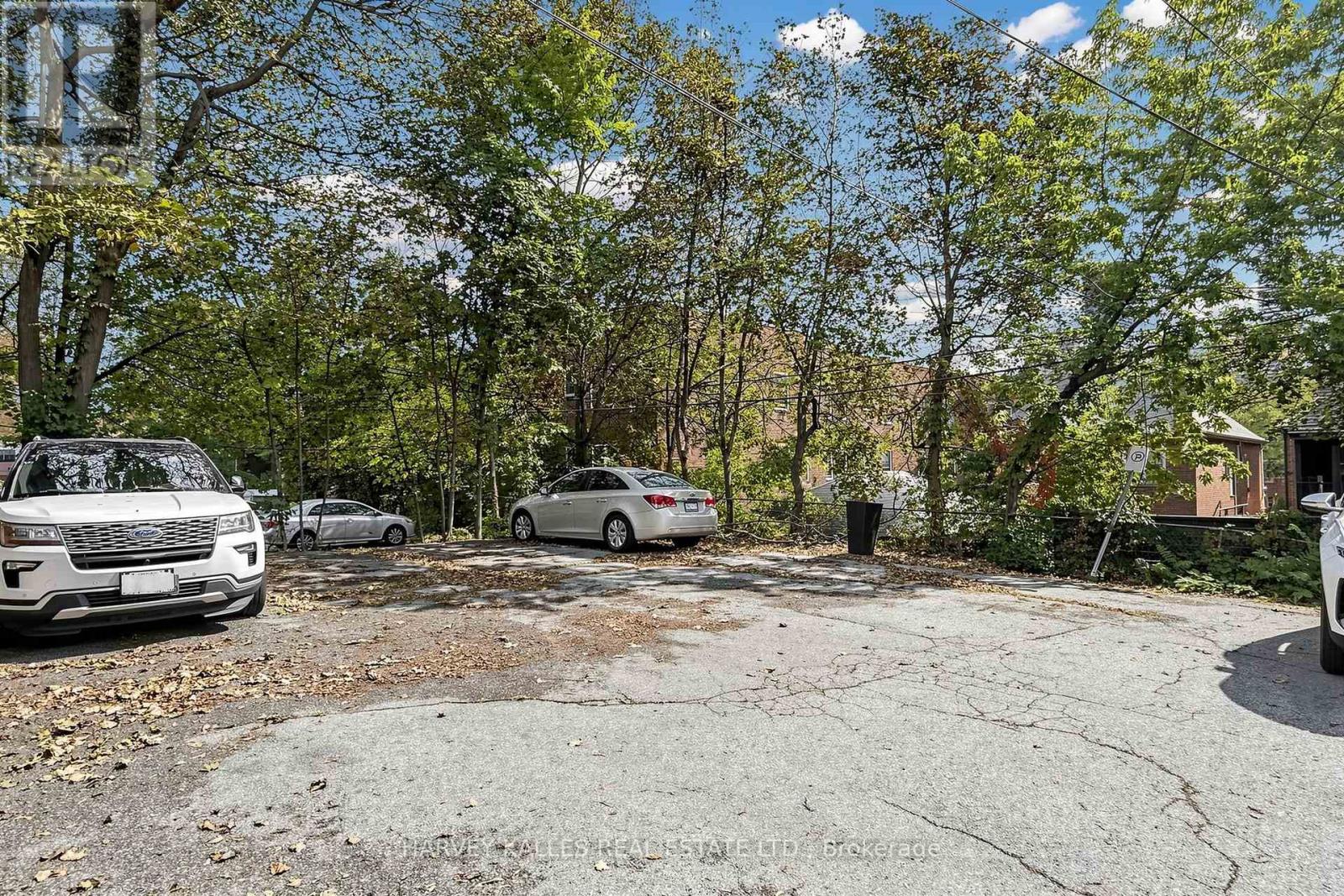 North 2nd - 163 Highbourne Road, Toronto, Ontario M5P 2J8 - Photo 33 - C13853988