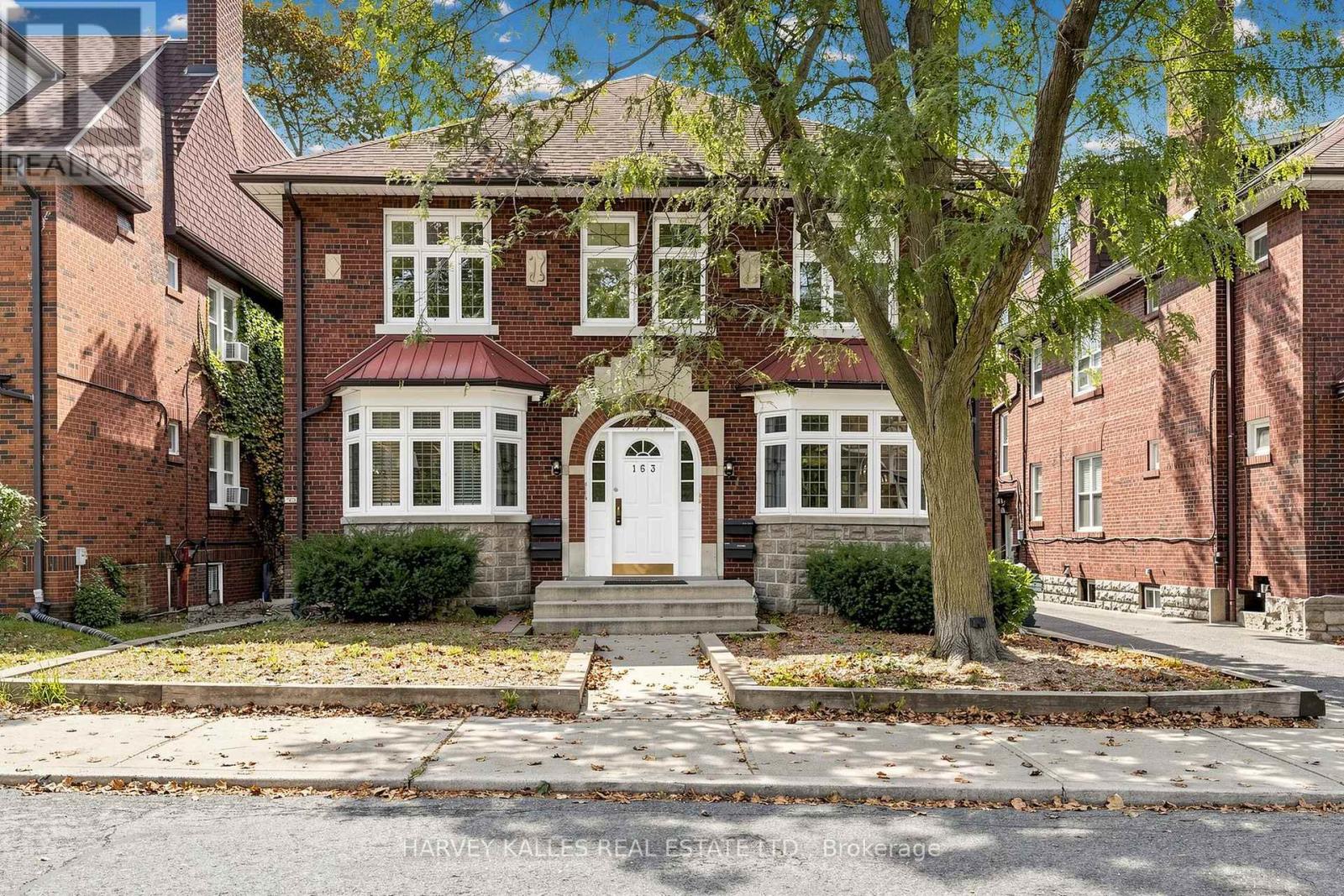 North 2nd - 163 Highbourne Road, Toronto, Ontario M5P 2J8 - Photo 5 - C13853988