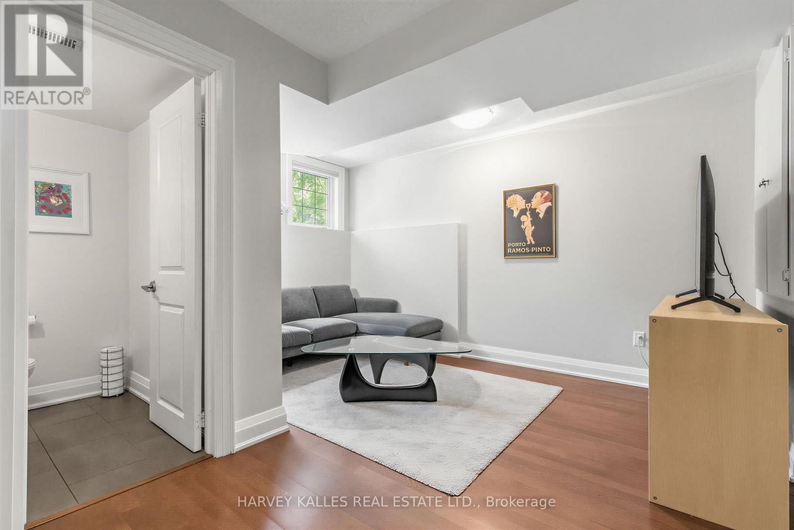 18 Sargent Lane, Toronto, Ontario M4E 3T9 - Photo 17 - E13854056