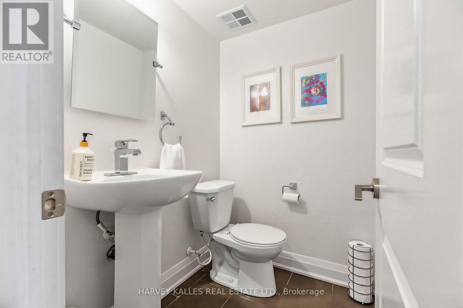 18 Sargent Lane, Toronto, Ontario M4E 3T9 - Photo 18 - E13854056