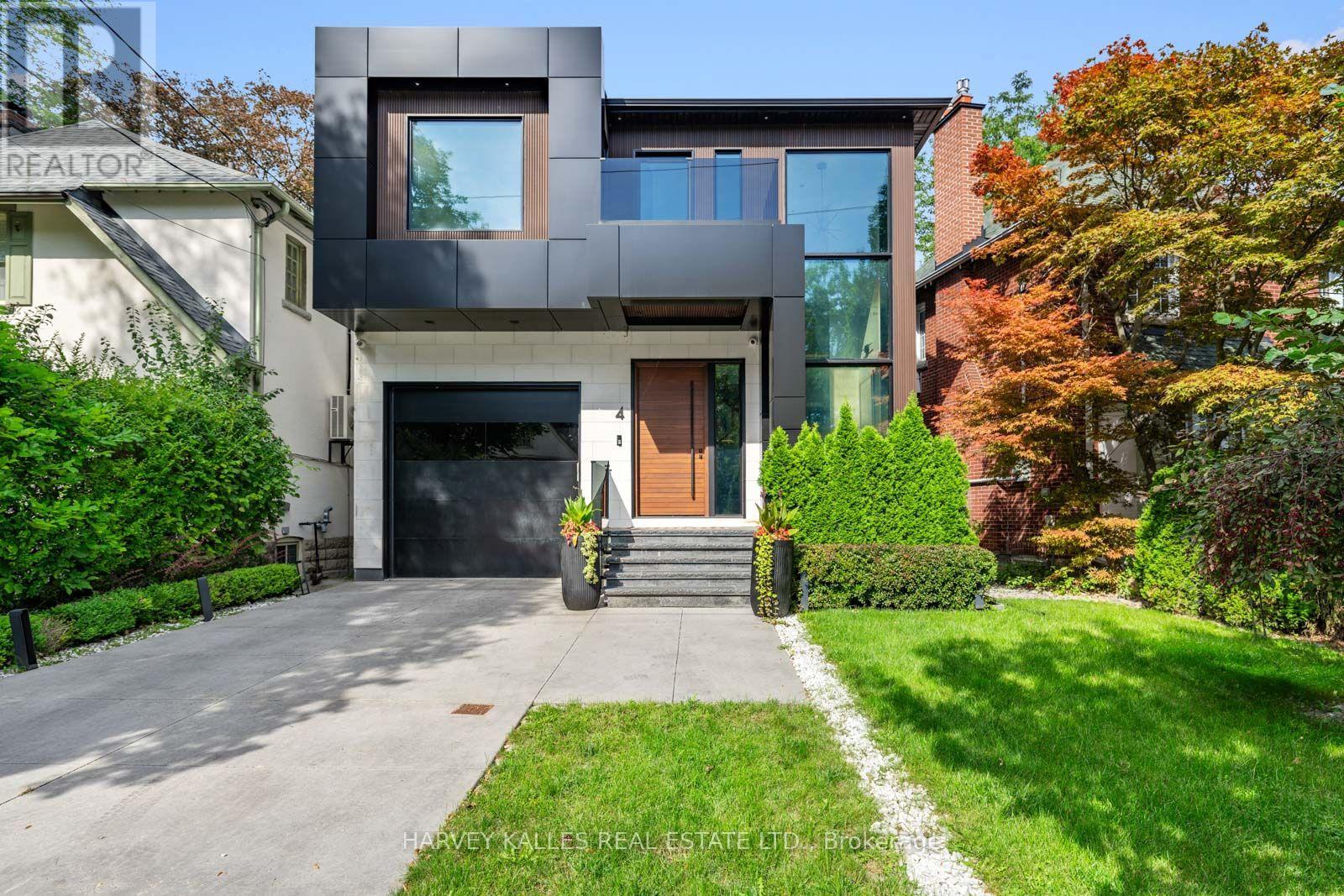 4 Douglas Crescent, Toronto, Ontario  M4W 2E7 - Photo 2 - C13854620