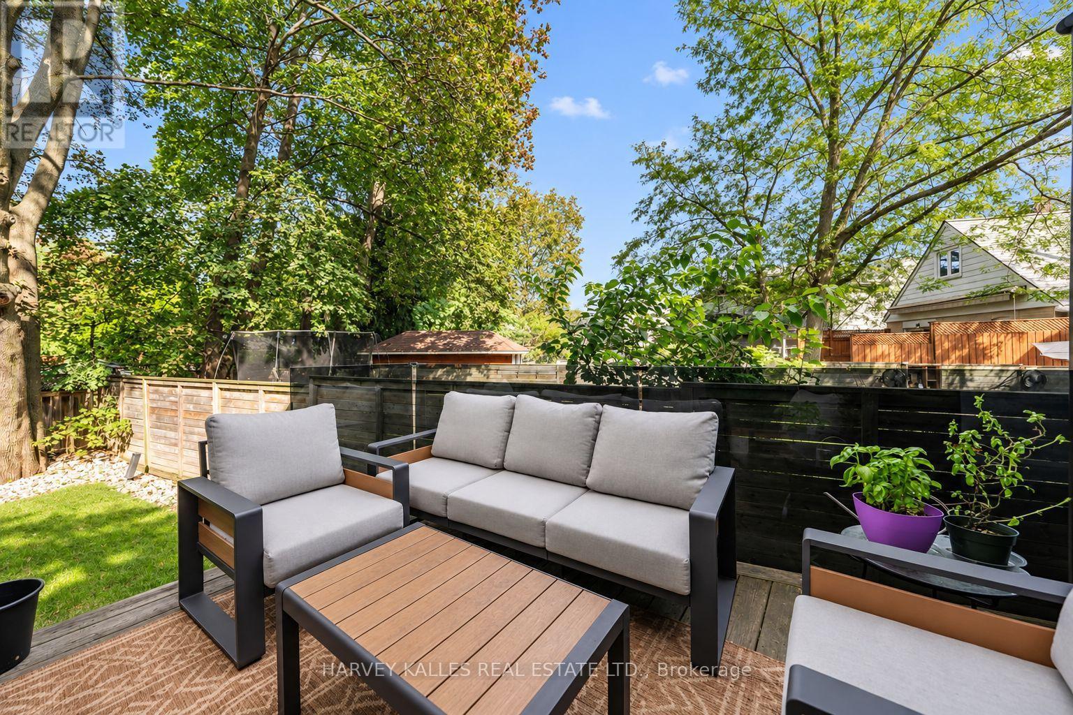 4 Douglas Crescent, Toronto, Ontario  M4W 2E7 - Photo 34 - C13854620
