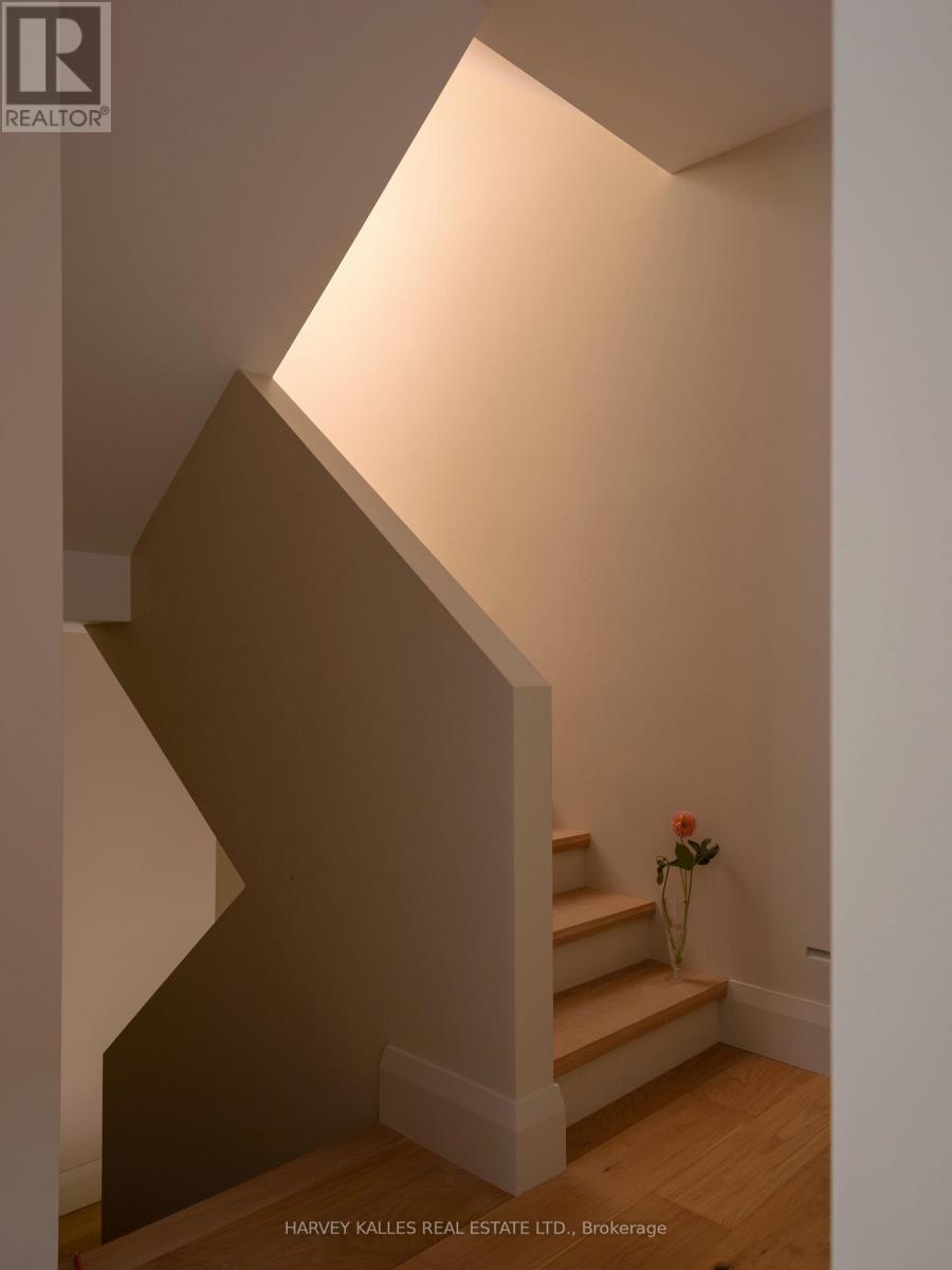 A - 157 Hallam Street, Toronto, Ontario M6H 1X3 - Photo 10 - W13855254