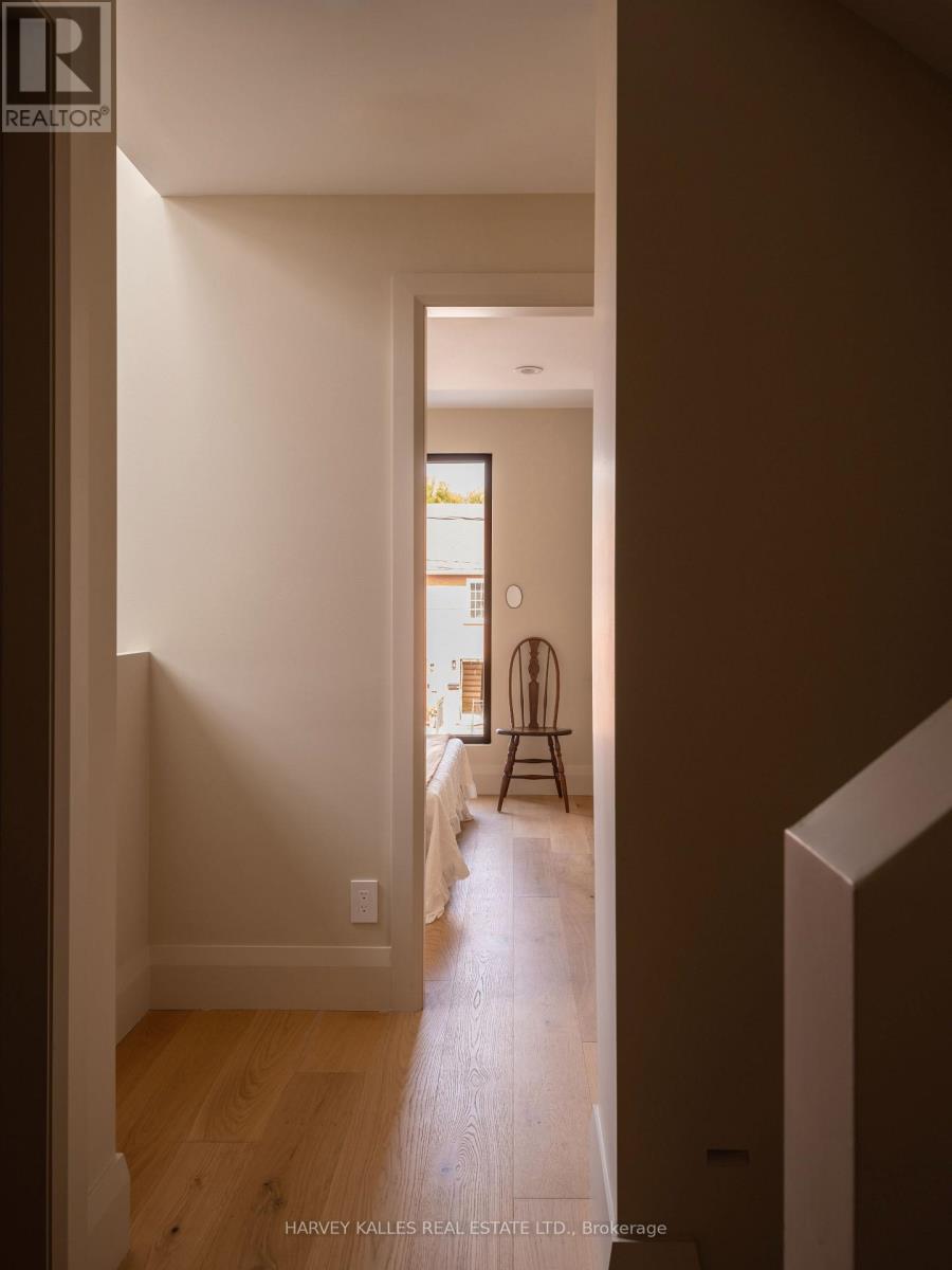 A - 157 Hallam Street, Toronto, Ontario M6H 1X3 - Photo 11 - W13855254