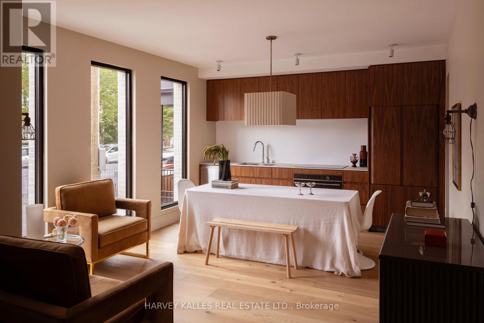 A - 157 Hallam Street, Toronto, Ontario M6H 1X3 - Photo 3 - W13855254