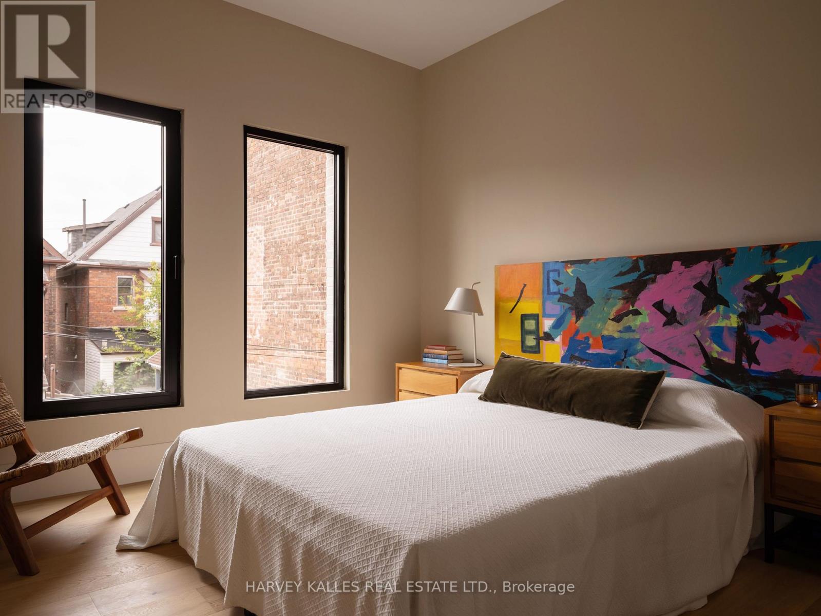 B - 157 Hallam Street, Toronto, Ontario M6H 1X3 - Photo 12 - W13855260